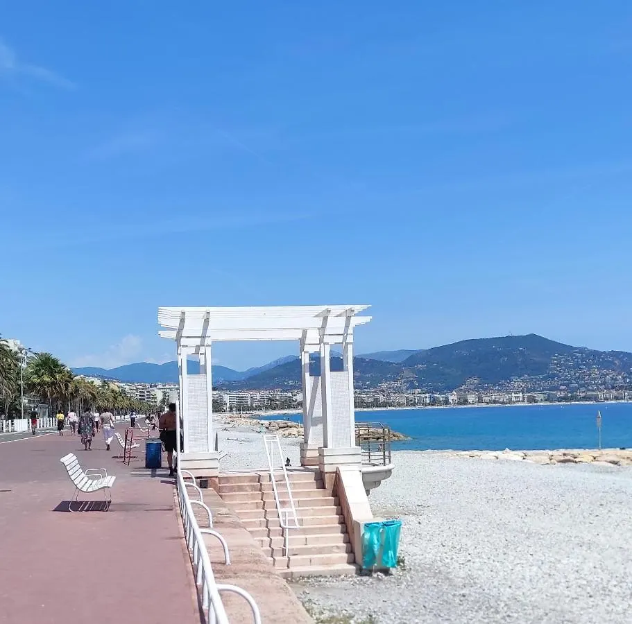 Apartamento Charmant Studio-Terrasse A Carras Plage Niza